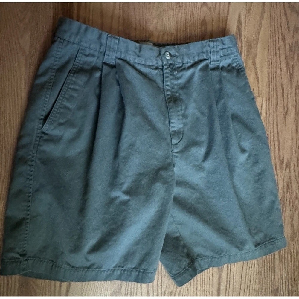 Vintage 90s Columbia Sportswear Mens Pleated Cotton Shorts Green Utility W33